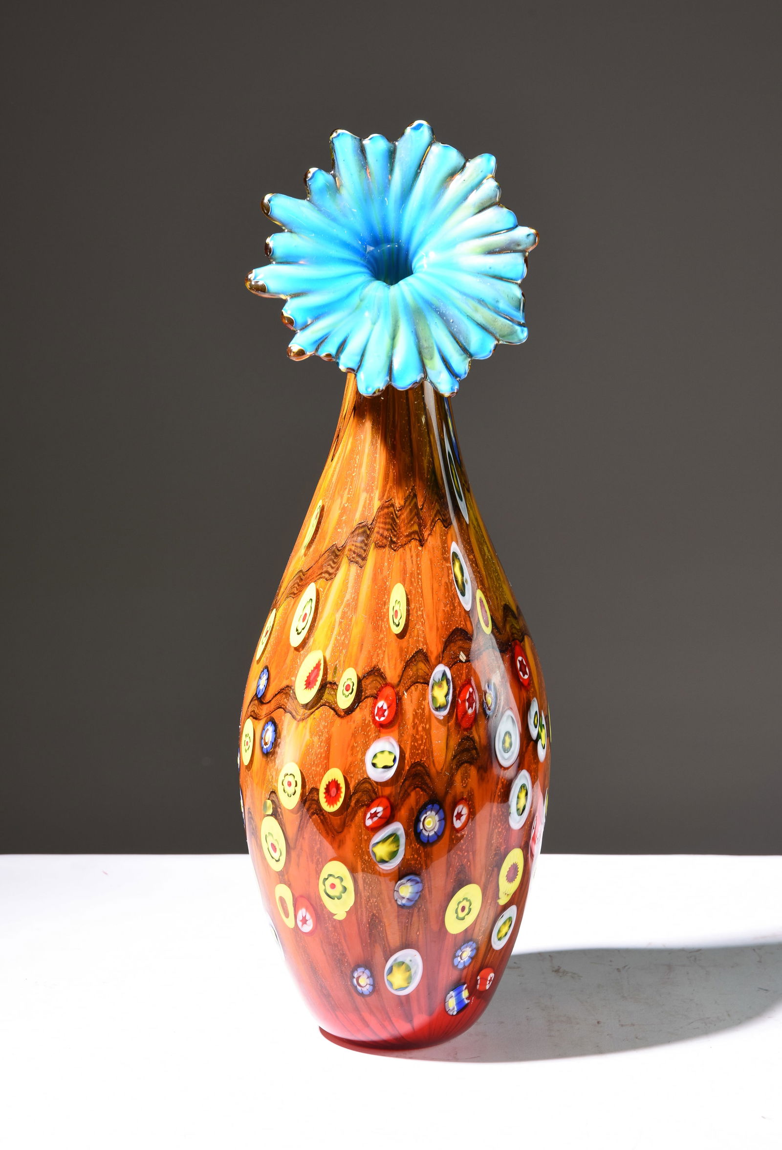 Murano Hand Blown Glass "Flower": Murano Hand Blown Glass "Flower" - 20.5 in tall x 7 inch diameter - Attributed to Alfredo Barbini