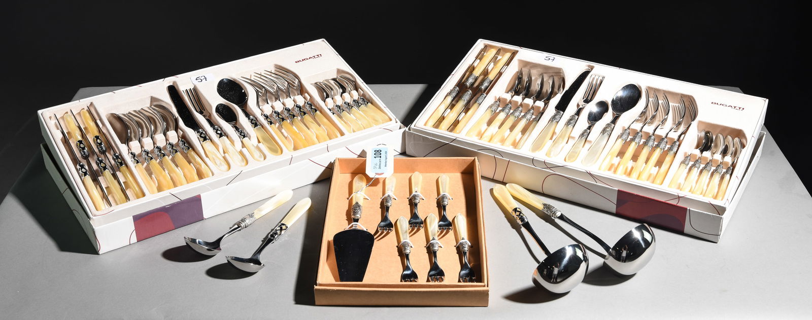 59pc Italian Bugatti Silverware in Original Boxes (1 of 7)