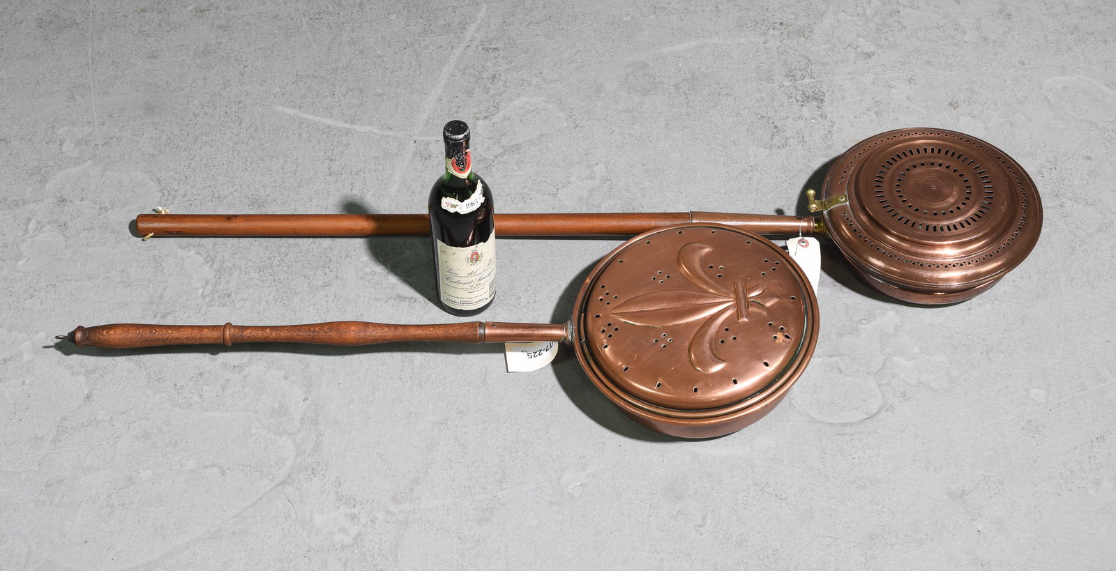 2 French Copper Bed Warmers (1 of 6)