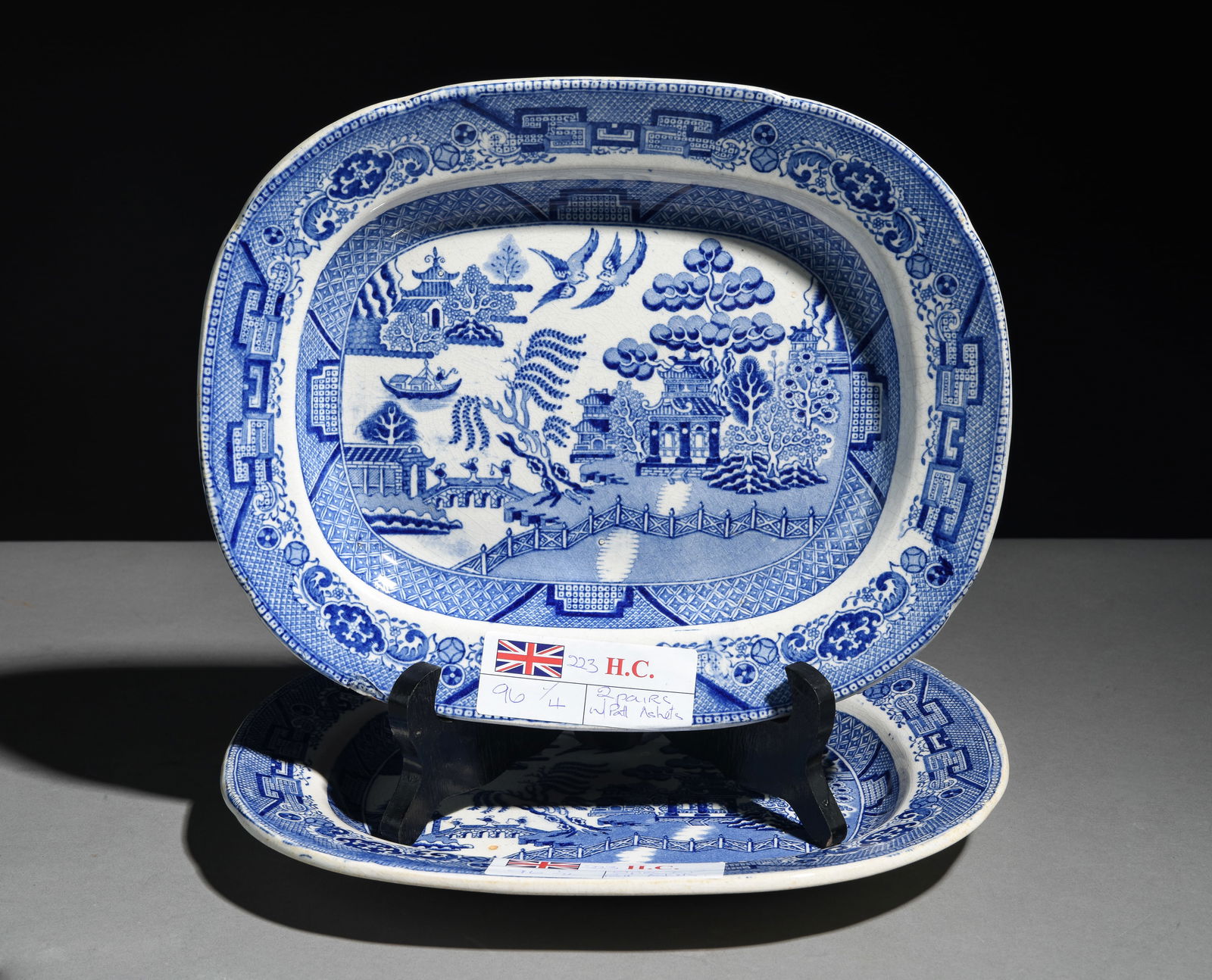 2 Small Blue & White Willow Pattern Platters (1 of 5)