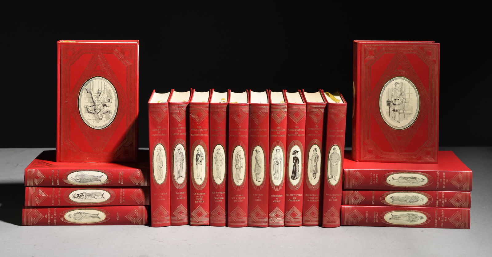 Set of 18 French Books / Novels (1 of 4)