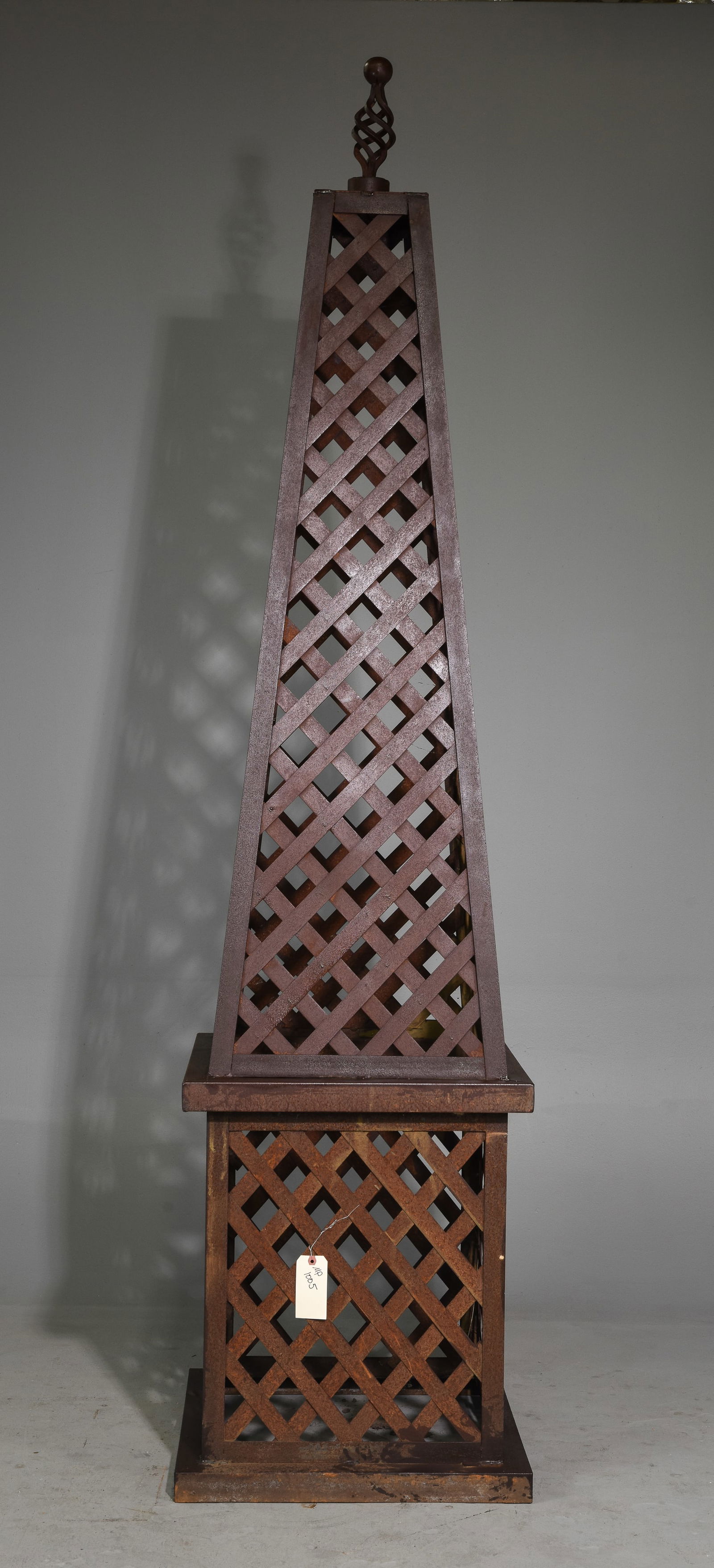 Large Obelisk Topiary with Basket Weave Design #2 (1 of 4)