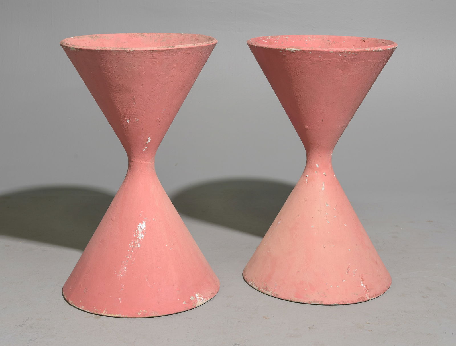 Willy Guhl (1915-2004) - 2 Painted Diabolo Planters (1 of 5)