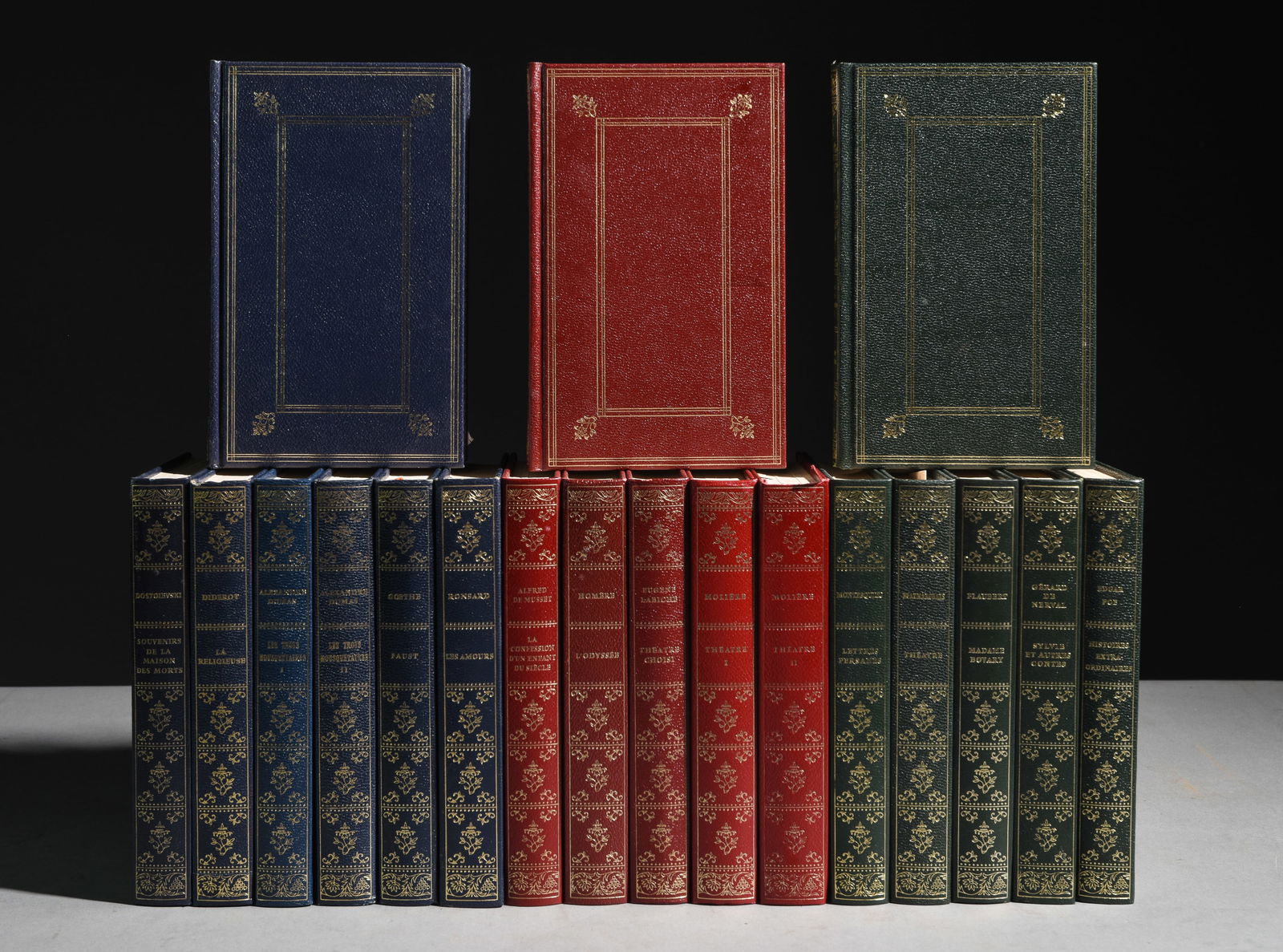 19 Assorted European Books / Novels (1 of 3)