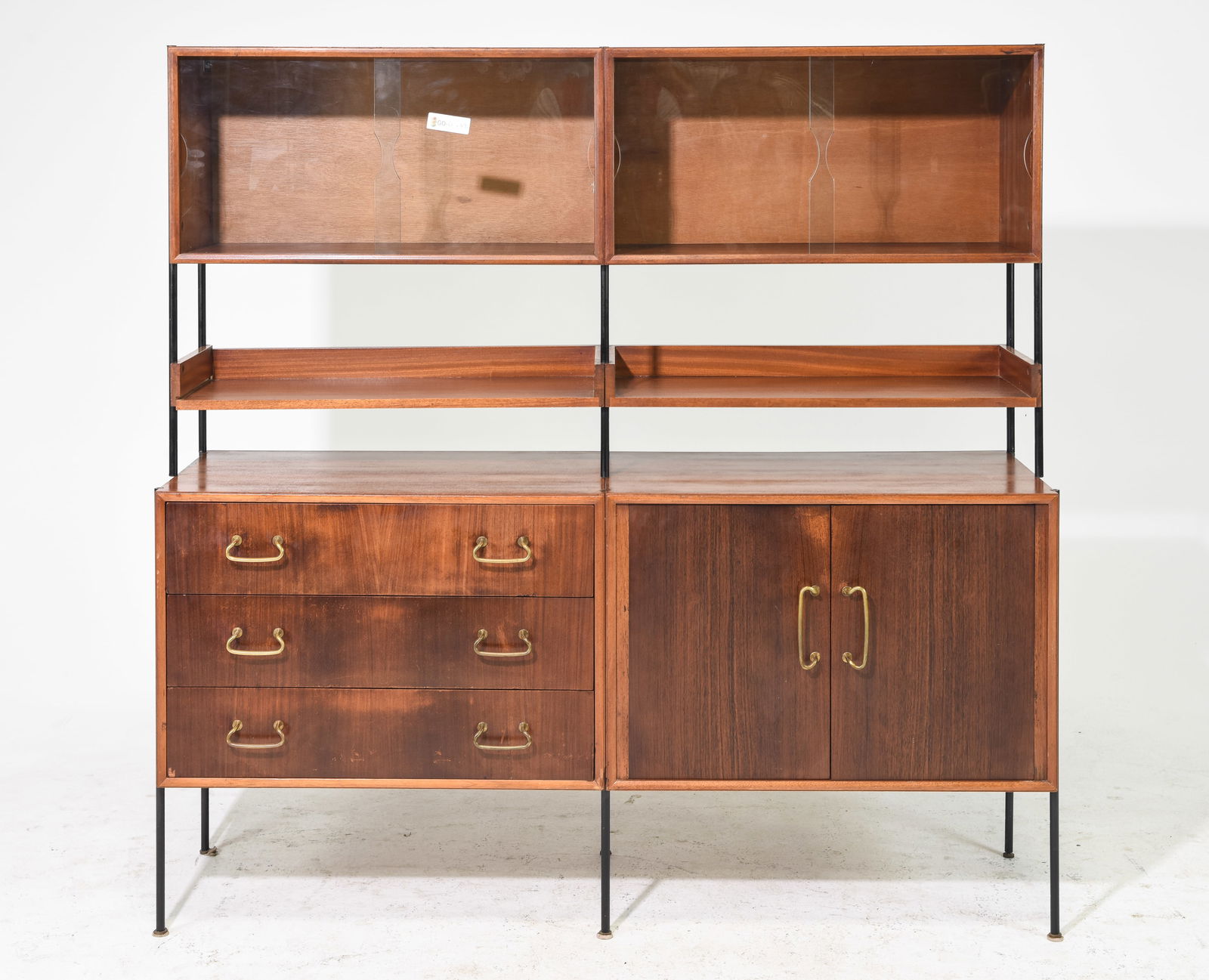 Mid Century Modern Wall Unit / Cabinet - Vanson (1 of 8)