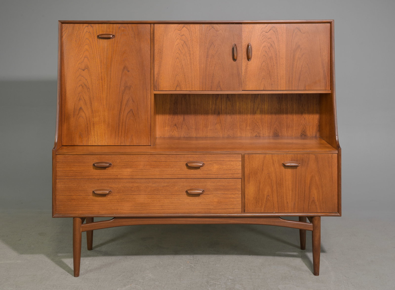 G-Plan Cocktail Cabinet - "Scandinavian" Range: Danish Modern Style Teak Bookcase / Hutch is made by Mid Century Modern Furniture Maker G Plan ( Gplan ) & is part of their "Scandinavian" Range - 53.5 in tall x 60 x 17.25