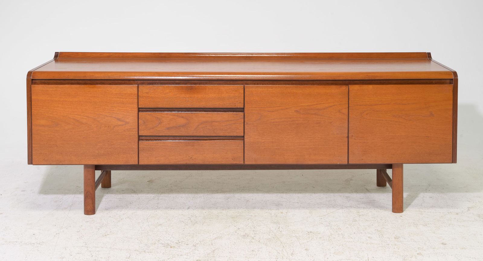 Mid Century Modern Sideboard - White & Newton (1 of 9)