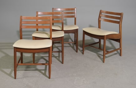 4 Mid Century Modern Ladder Back Chairs