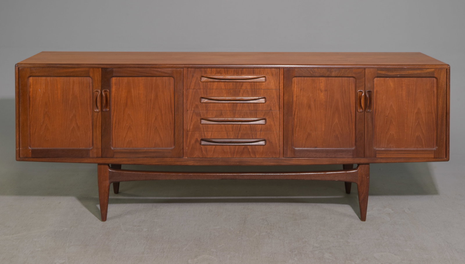Mid Century Large "Fresco" Sideboard - G-Plan: This Danish Modern Style Teak Credenza is made by Mid Century Modern Furniture Maker G Plan ( GPlan ) & is part of their "Fresco" Range. - 31.5 inches tall x 84 x 18