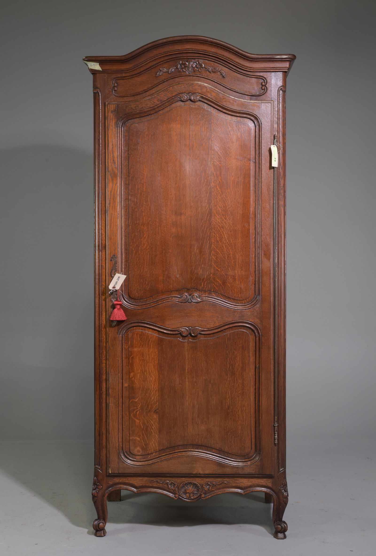 Louis XV Style Bonnetiere / Hall Robe #2 (1 of 9)