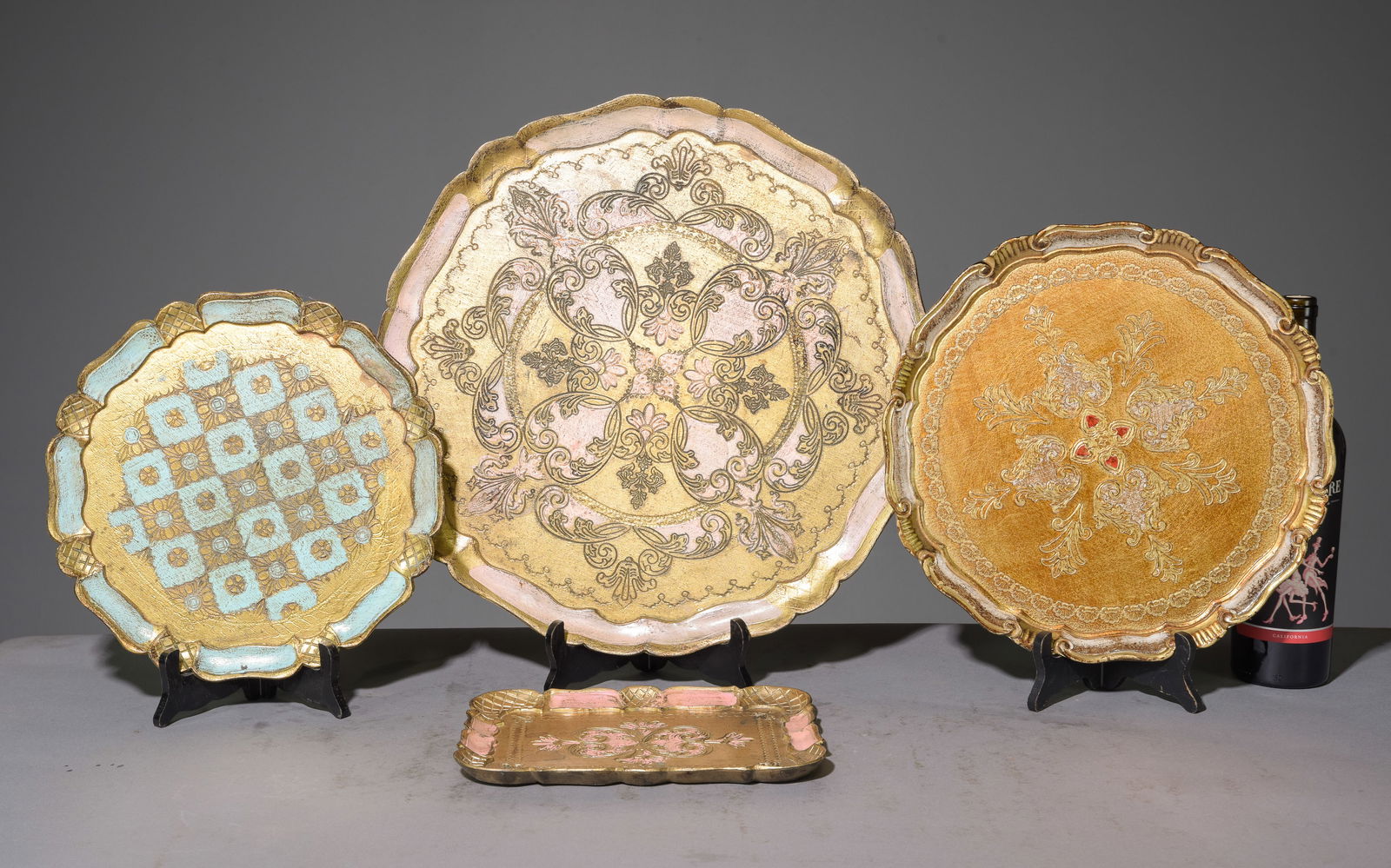 Four Assorted Florentine Trays / Platters (1 of 6)