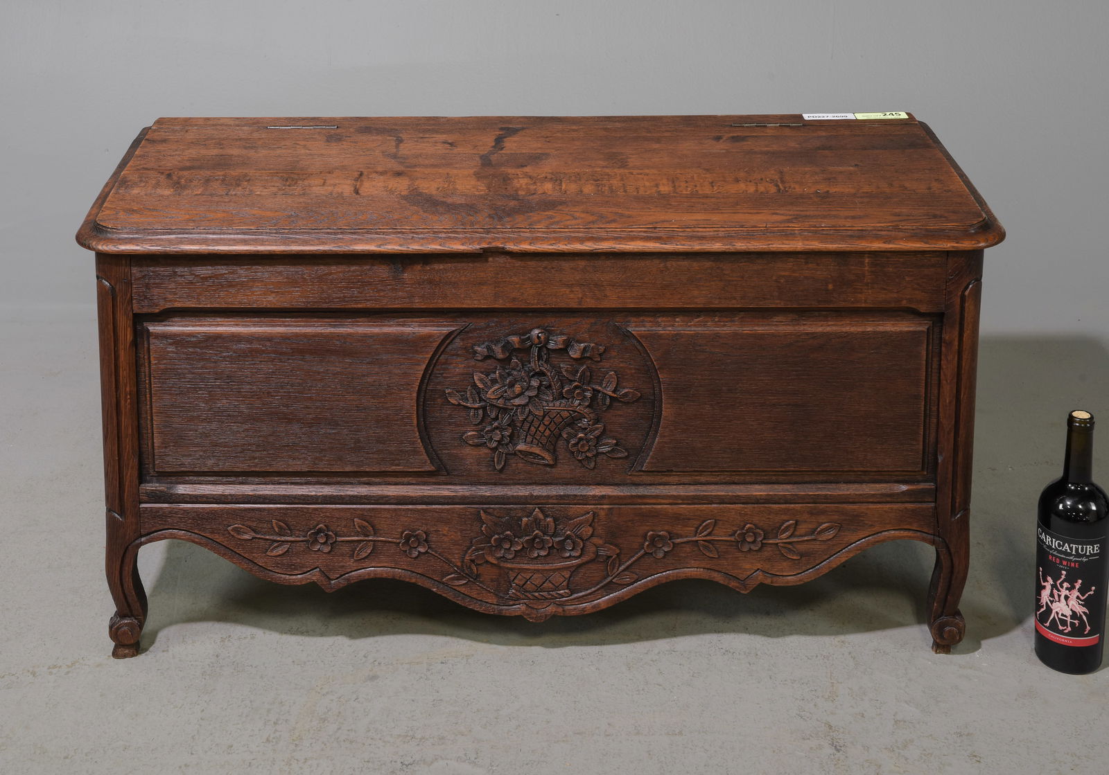 French Louis XV Style Oak Trunk / Blanket Box (1 of 4)