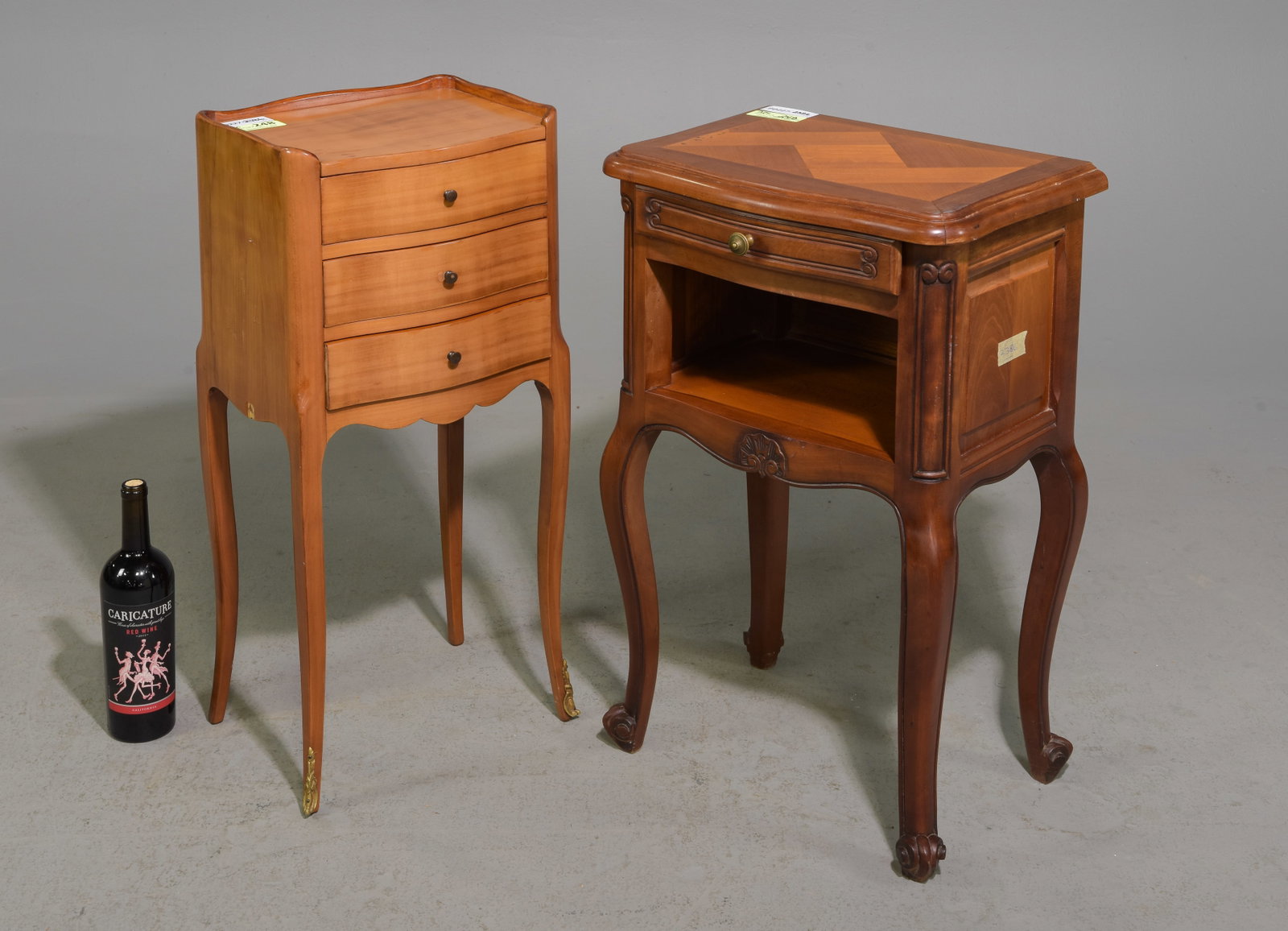 2 Louis XV Style Nightstands / Chests: 2 French Louis XV Style Nightstands / Chests - 29 in tall x 13 x 10.5 and 28 in tall x 17.5 x 13