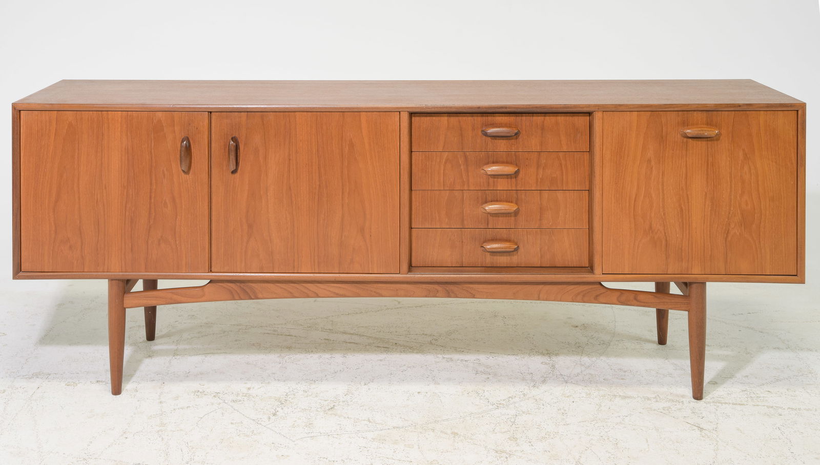 Mid Century Modern Sideboard - G-Plan "Scandinavian" (1 of 8)