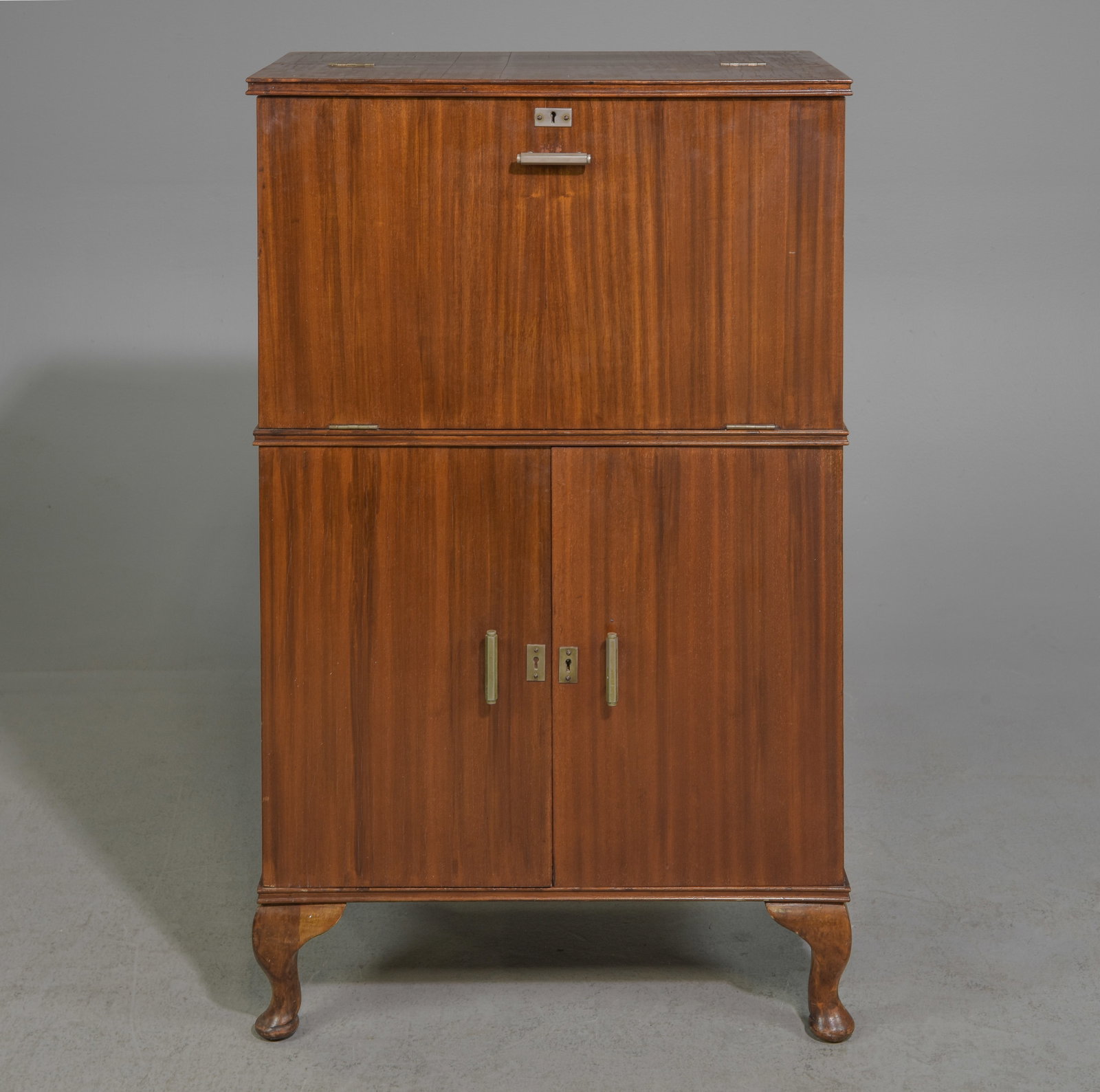 English Teak Cocktail / Bar Cabinet: English Teak Cocktail / Bar Cabinet - 41 inches tall x 25 x 15.5