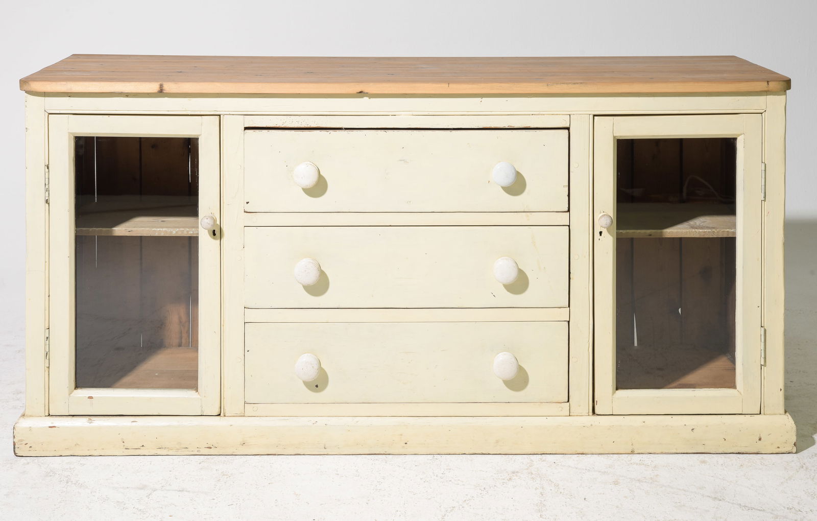 Painted Pine 3 Drawer Dresser / Cabinet (1 of 6)