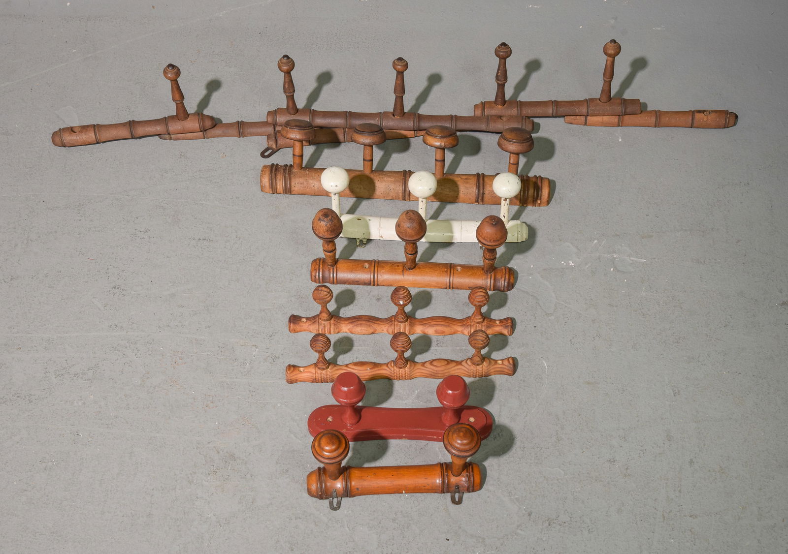 8 Assorted Vintage Hat Racks (1 of 3)