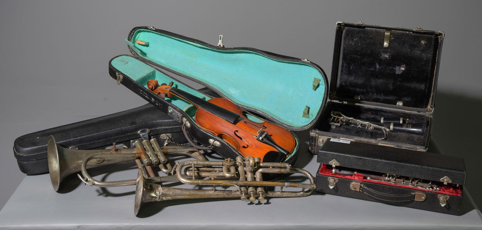 Five Assorted Instruments & Cases (1 of 5)