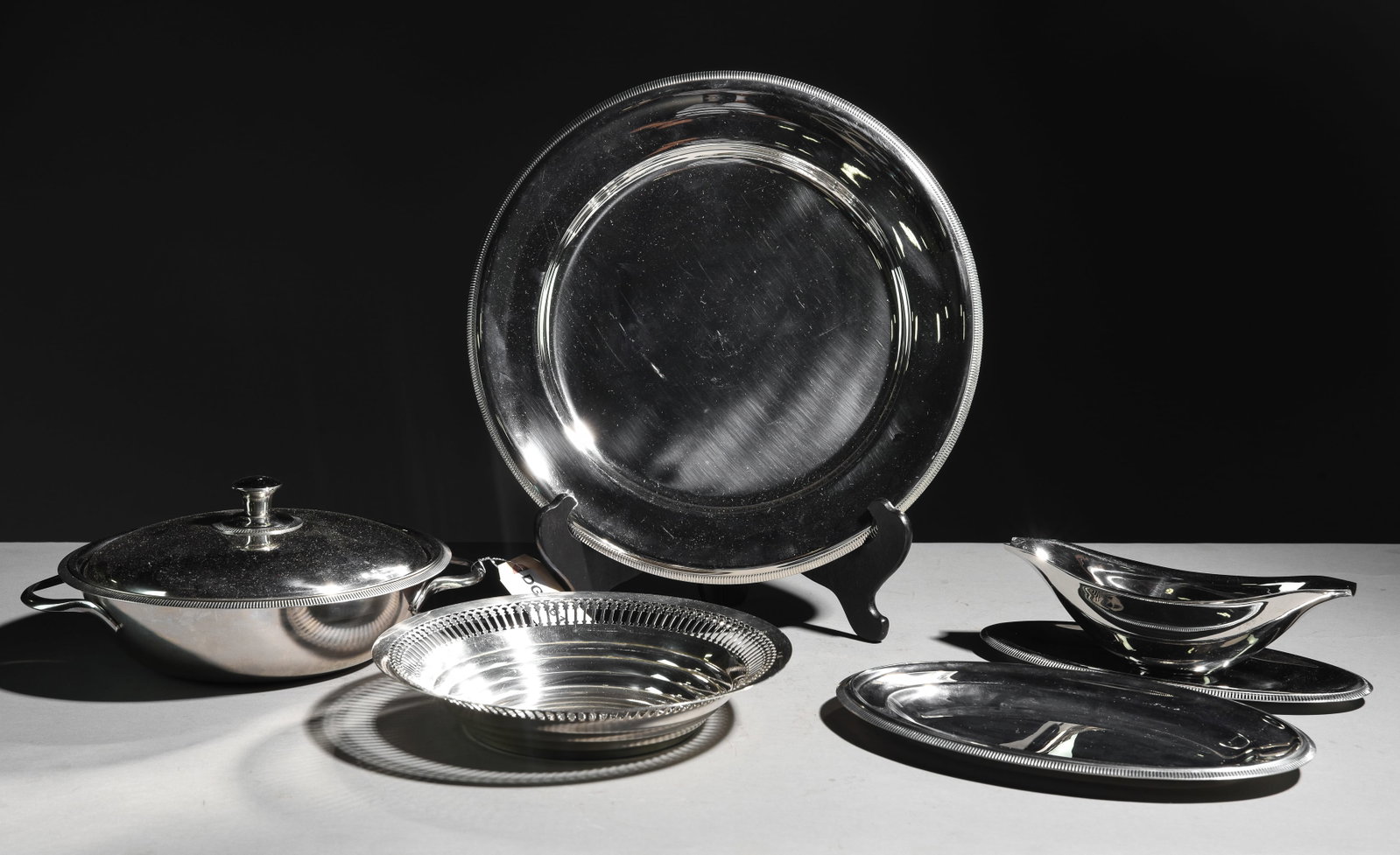 5pcs French Silverplate Dishes - Gravy Boat, Etc.: 5pcs French Silverplate Dishes - Gravy Boat, Etc. - Platter is 1 in tall x 13.5 inch diameter
