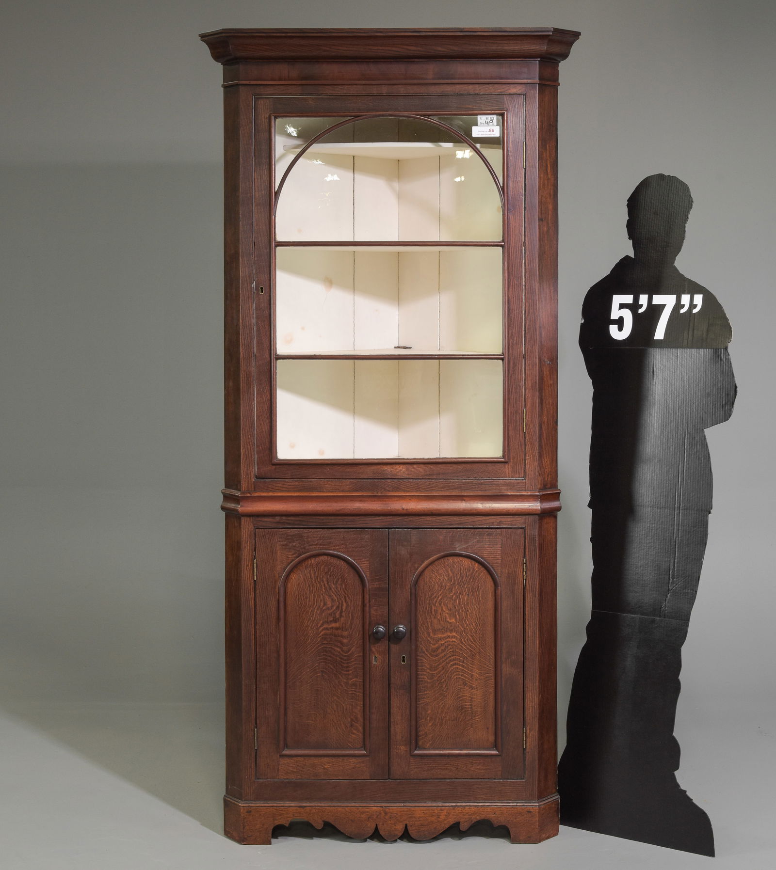 Georgian Style Large Oak Corner Cabinet c.1890's (1 of 3)