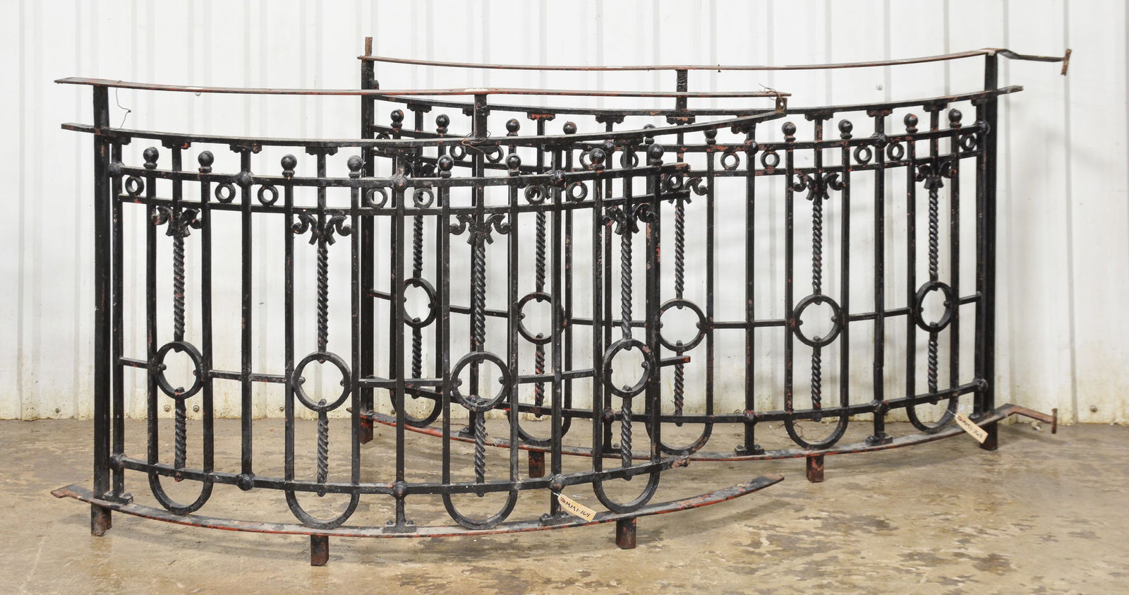 2 Argentinian Curved Iron Railings (1 of 2)