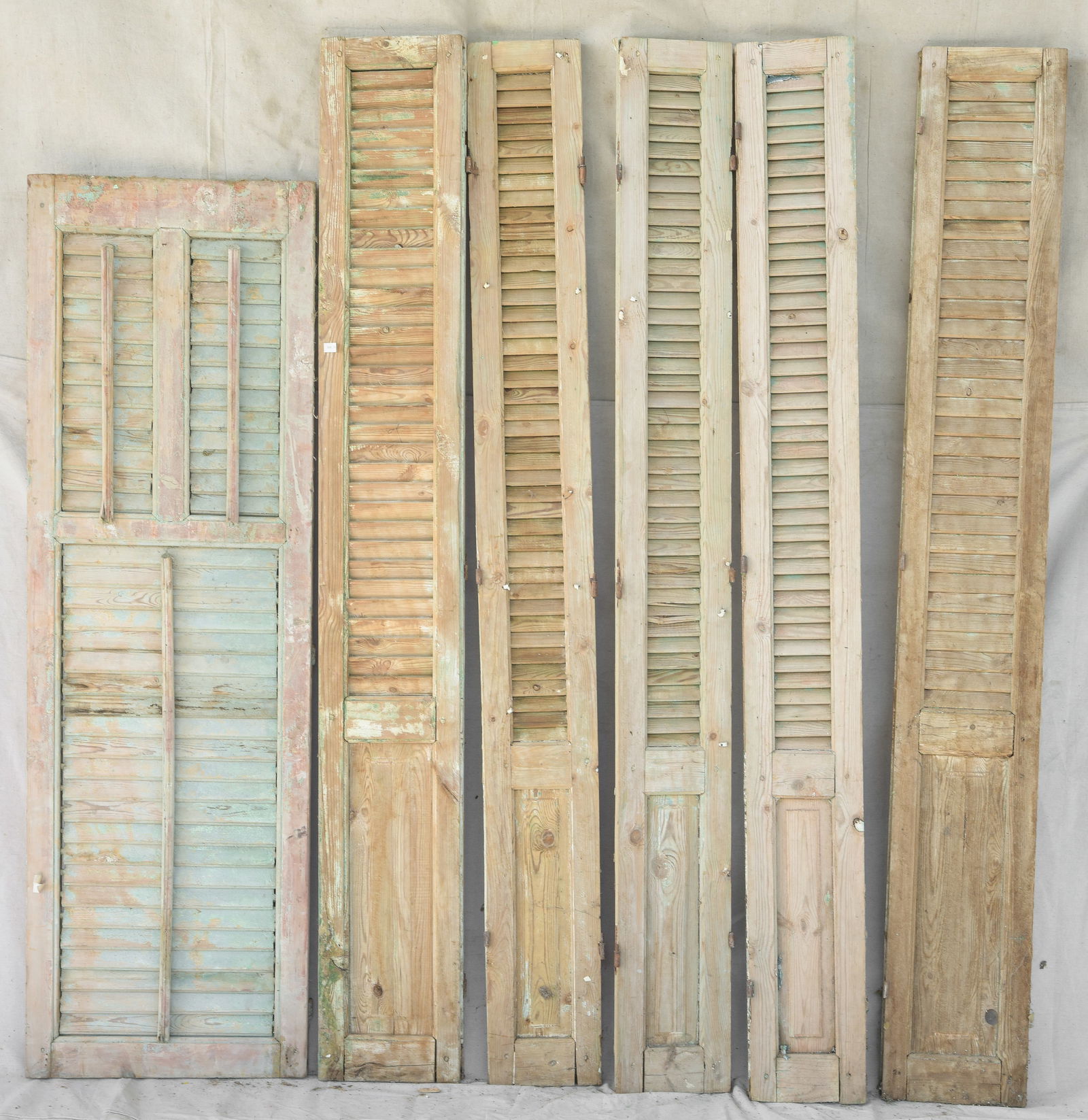 6 Assorted Shutter Panels / Doors (1 of 4)