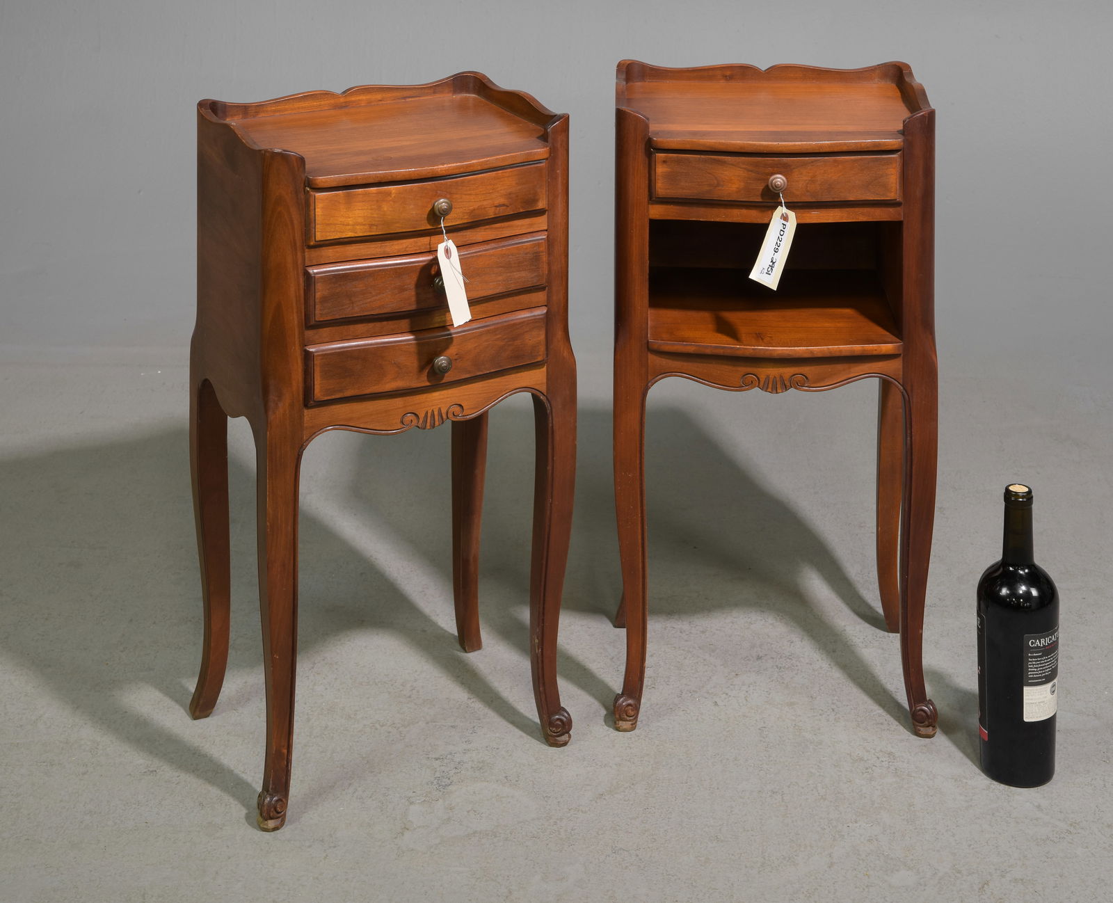2 Louis XV Style Occasional Chests / Nightstands #2 (1 of 4)