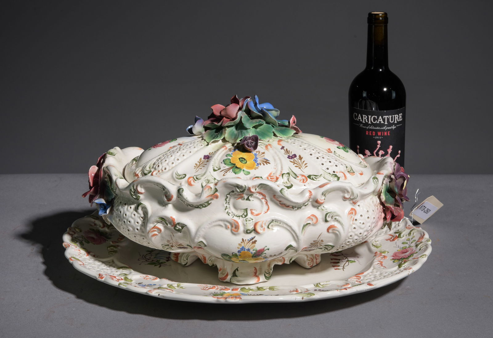 Italian Hand Painted Tureen & Underplate (1 of 6)