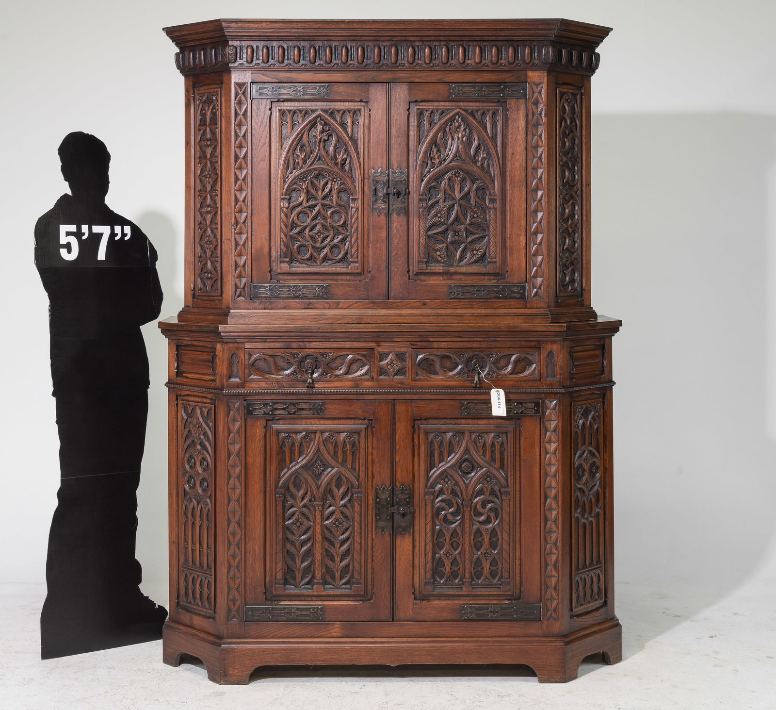 Renaissance Style Finely Gothic Carved Oak Cupboard (1 of 9)