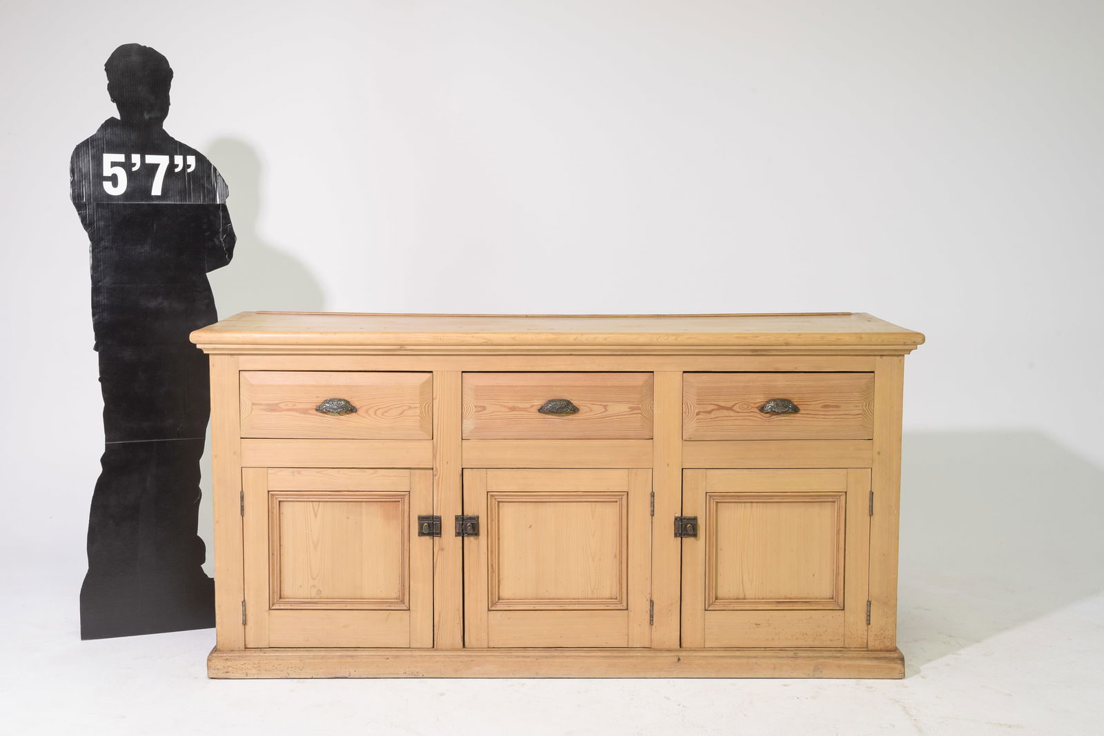 Triple Door Pine Sideboard / Buffet (1 of 6)