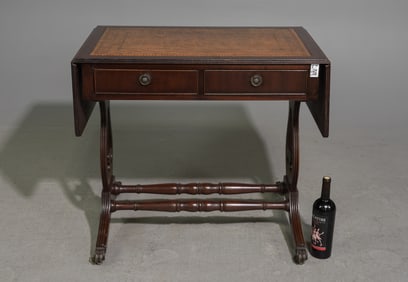 British Leather Top Gateleg Drop Leaf Side Table