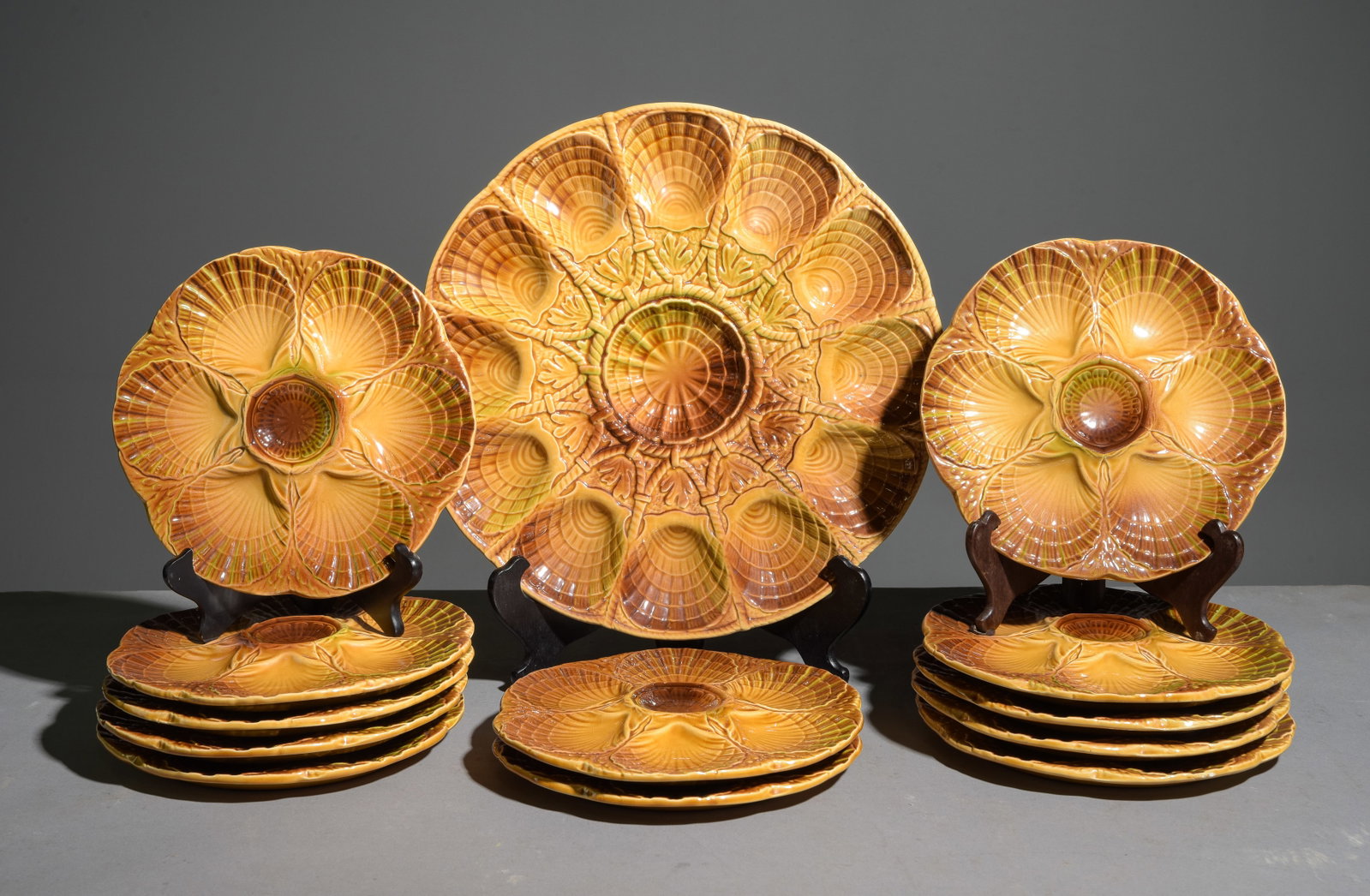 13pc French Scallop Plate Set - Platter & 12 Plates: 13pc French Scallop Plate Set - Platter & 12 Plates - Platter is 2 in tall x 14.5 inch diameter and the plates are 1.5 in tall x 9.5 inch diameter each