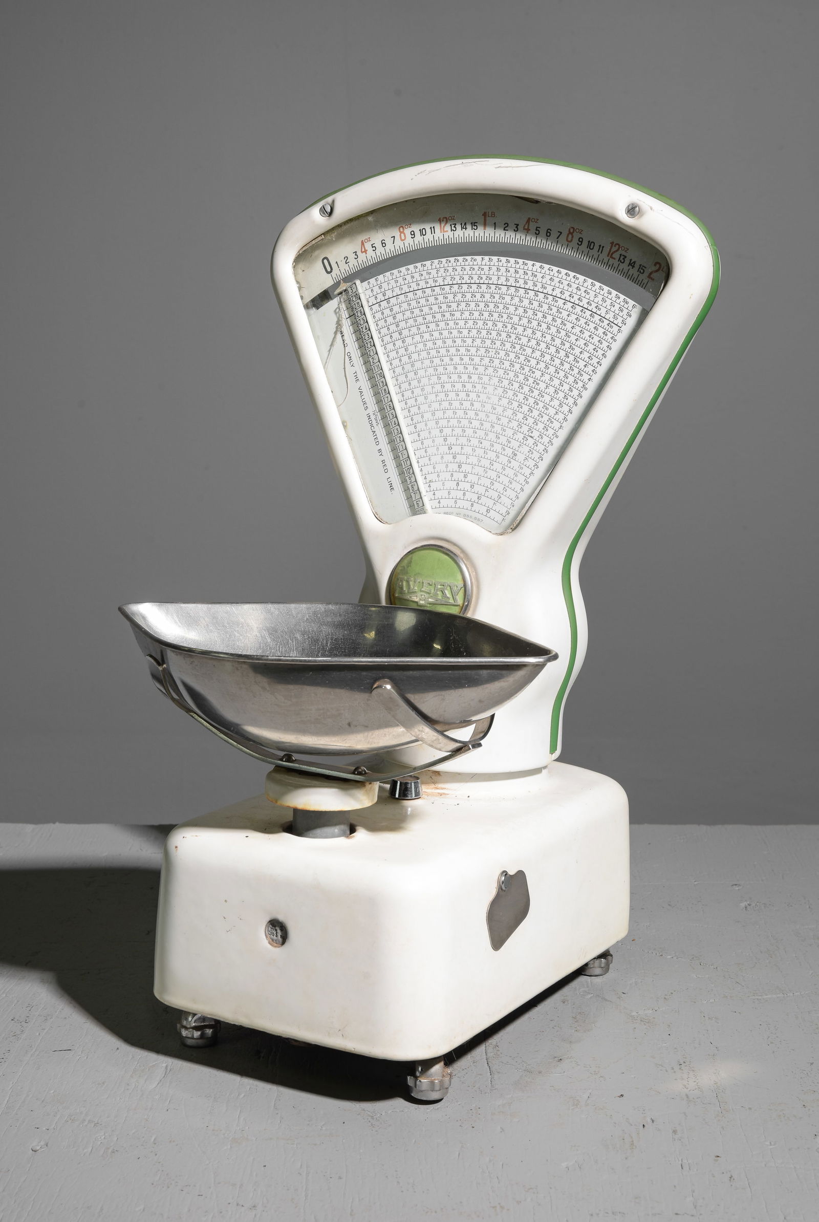 British Avery Shop / Grocery Scale #2 (1 of 4)