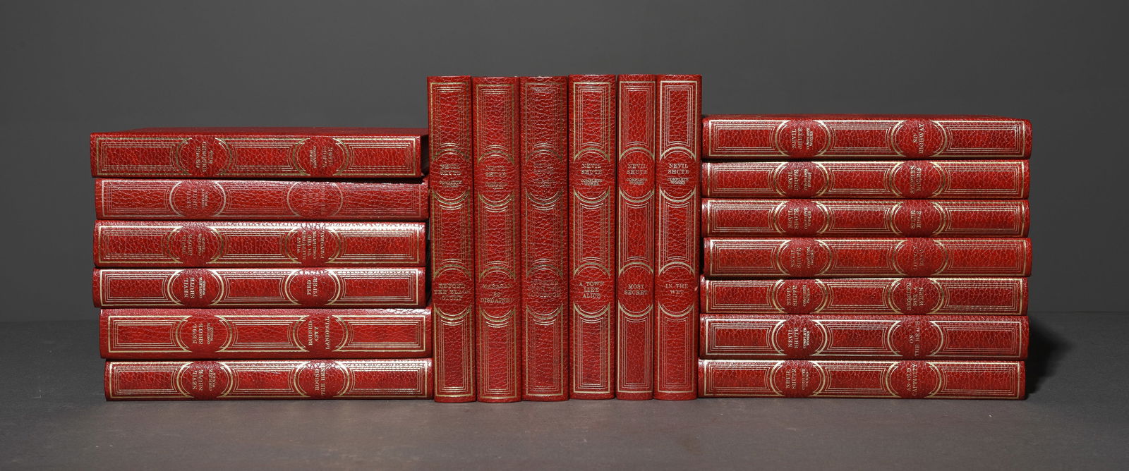 19 Assorted Red / Gold Bound English Novels (1 of 4)