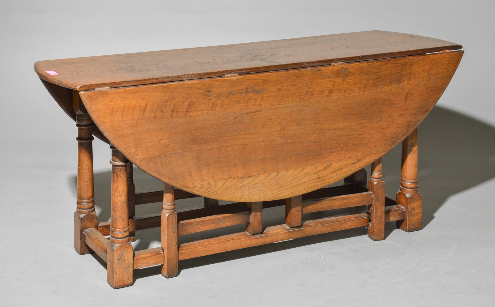 British Large Oak Drop Leaf / Gate Leg Table (1 of 4)