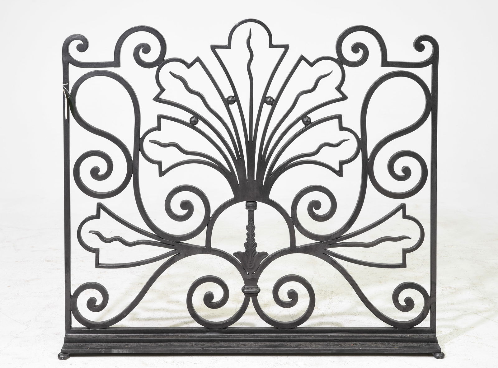 French Style Iron Fire screen (1 of 3)