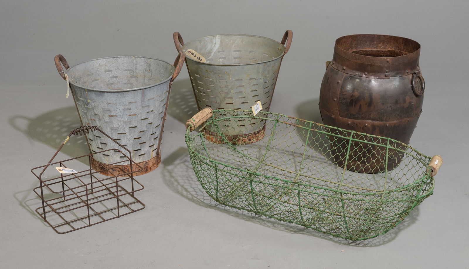 5pcs - Oyster Buckets, Basket, Etc. (1 of 4)