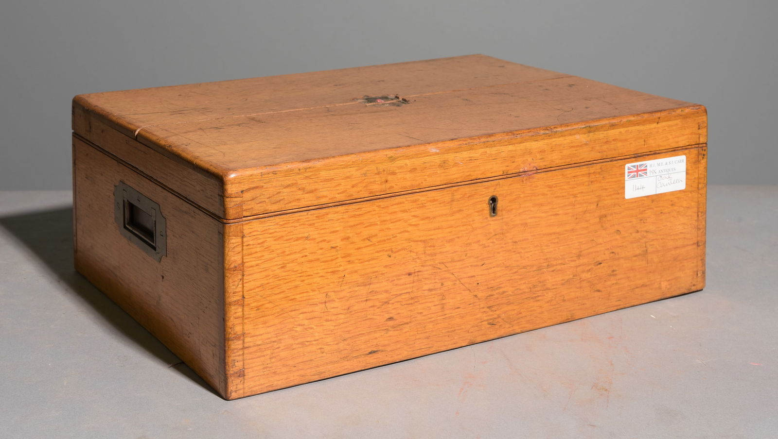 British Oak Silver Canteen / Box with Cutlery (1 of 5)
