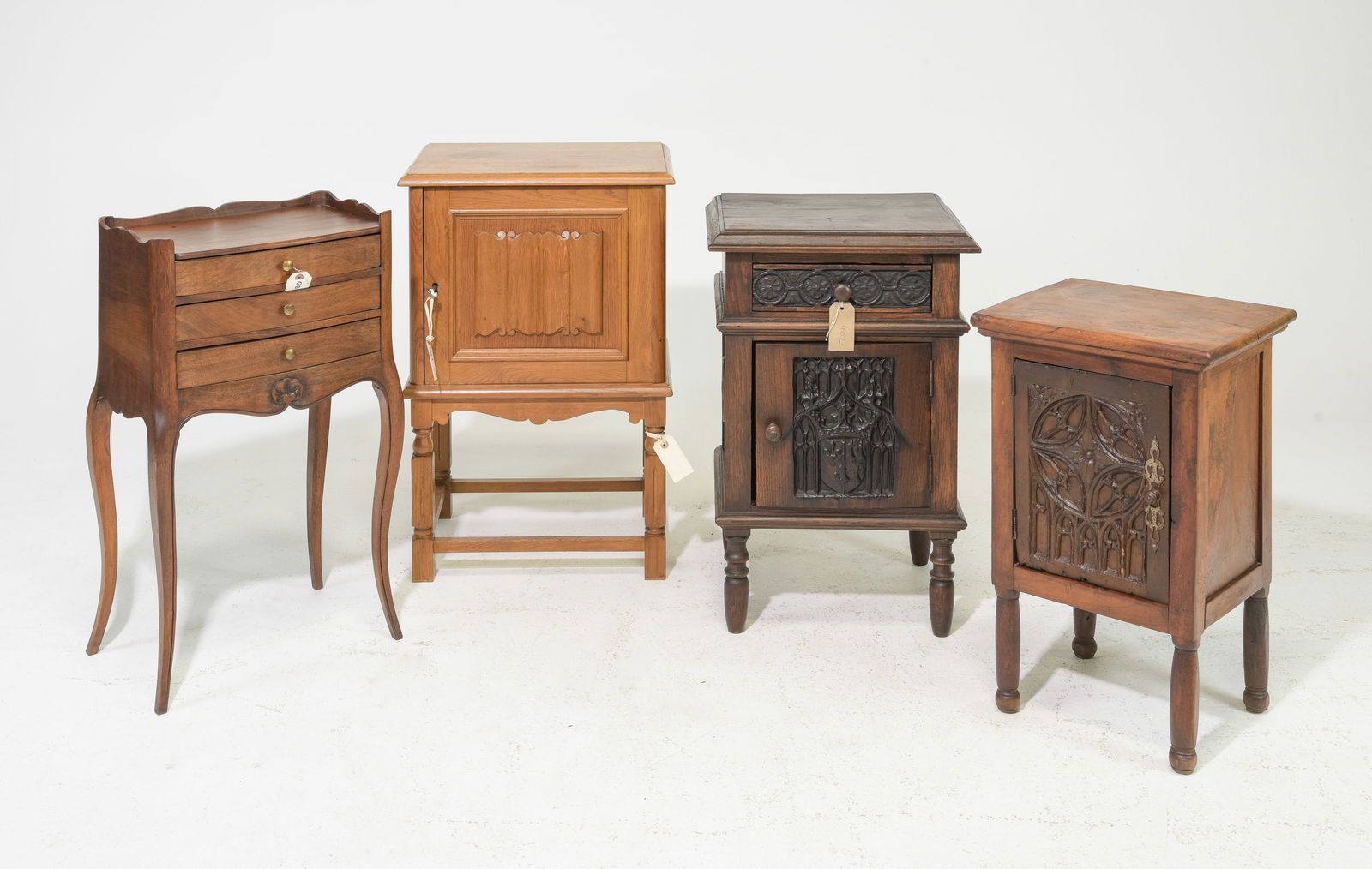4pcs Assorted Nightstands / Bedside Cabinets (1 of 4)