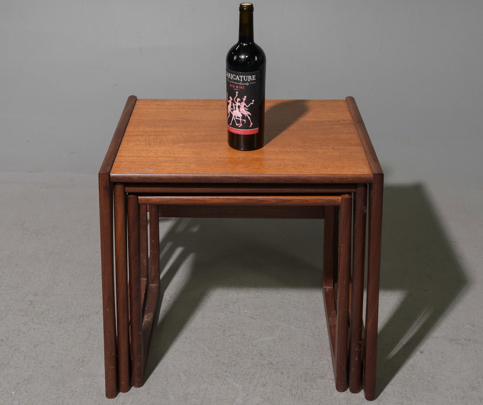 Mid Century Modern Quadrille Nest of 3 Tables #2 (1 of 5)