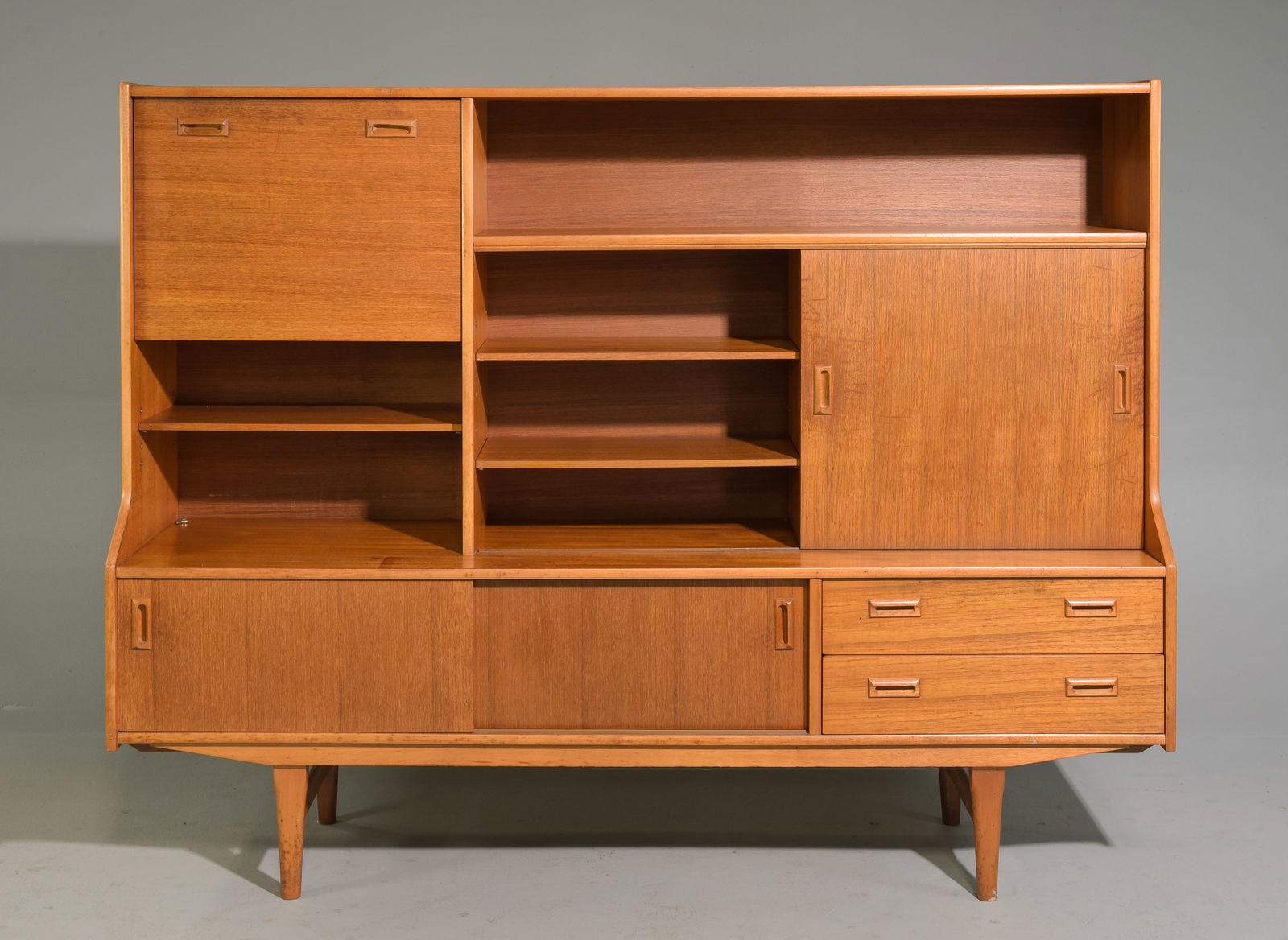 Mid Century Modern Teak Cocktail Cabinet / Hutch (1 of 7)