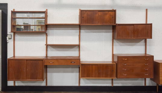 4 Bay Mid Century Danish PS / Cado Style Wall Unit: 4 Bay Danish Mid Century Modern Teak Wall Unit / Wall System - This has been described by the consigner as a PS System. It is similar in design to Poul Cadovius ( Cado) shelving units. - Consists of 5