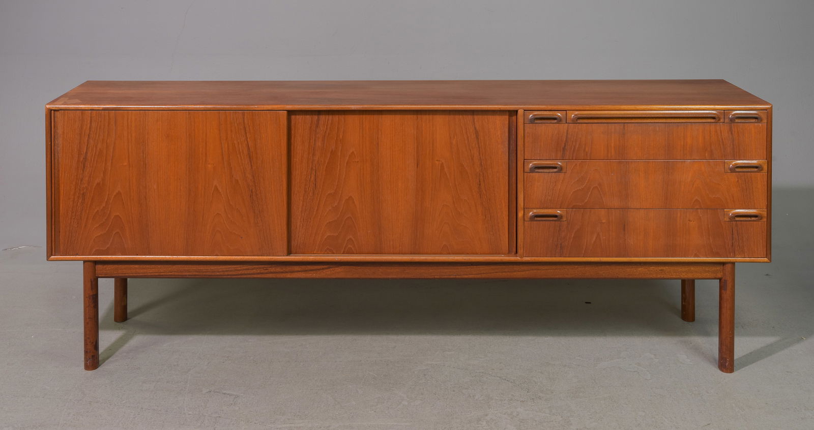 Mid Century Modern Drummond Sideboard by McIntosh #1 (1 of 10)