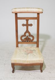 Napoleon III Style Walnut Kneeler / Prie Dieu