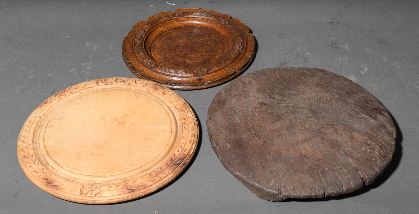 3 Assorted Carved Bread Boards (1 of 5)