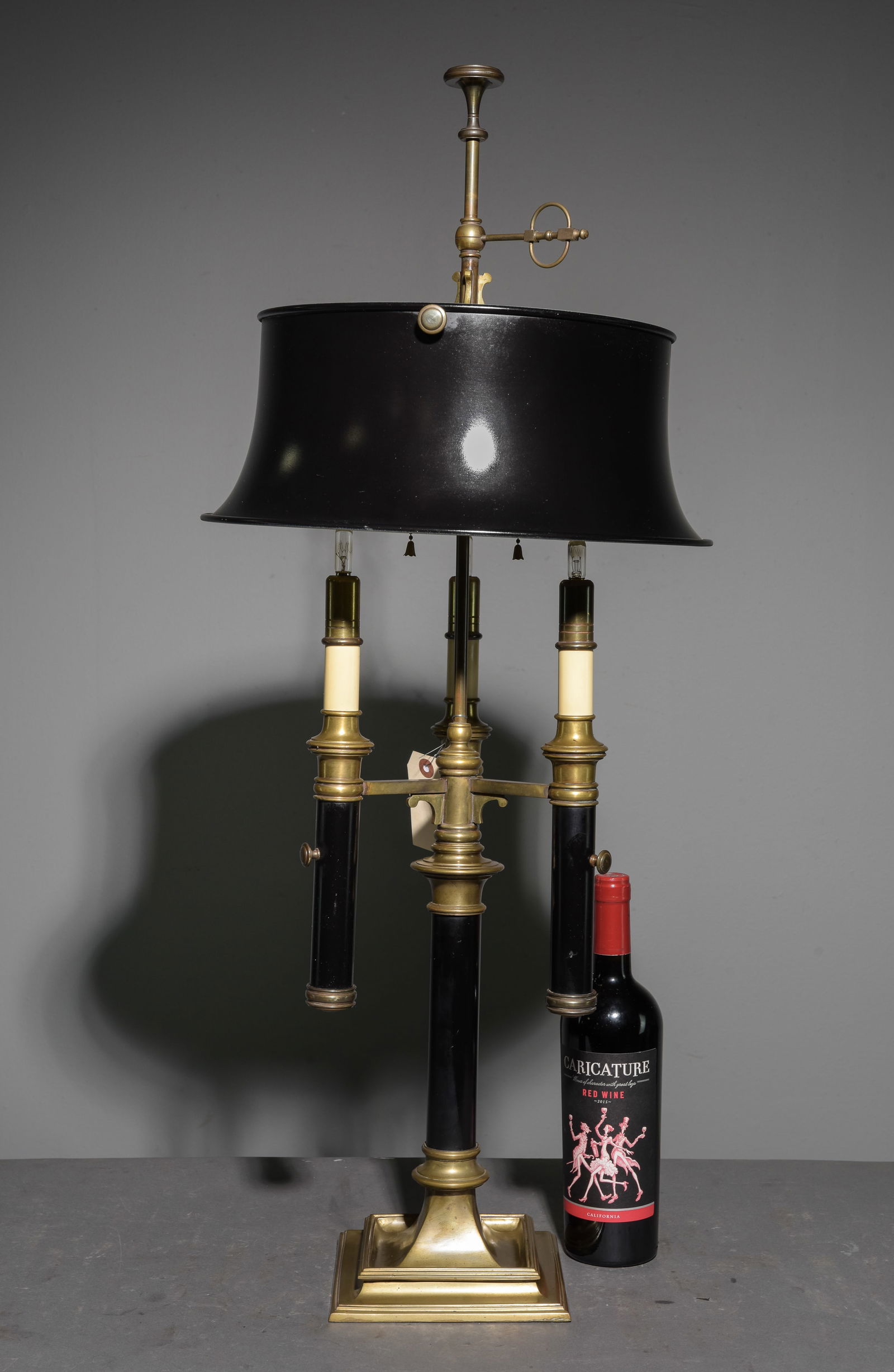 Vintage E.F. Chapman Tole & Brass Lamp (1 of 4)