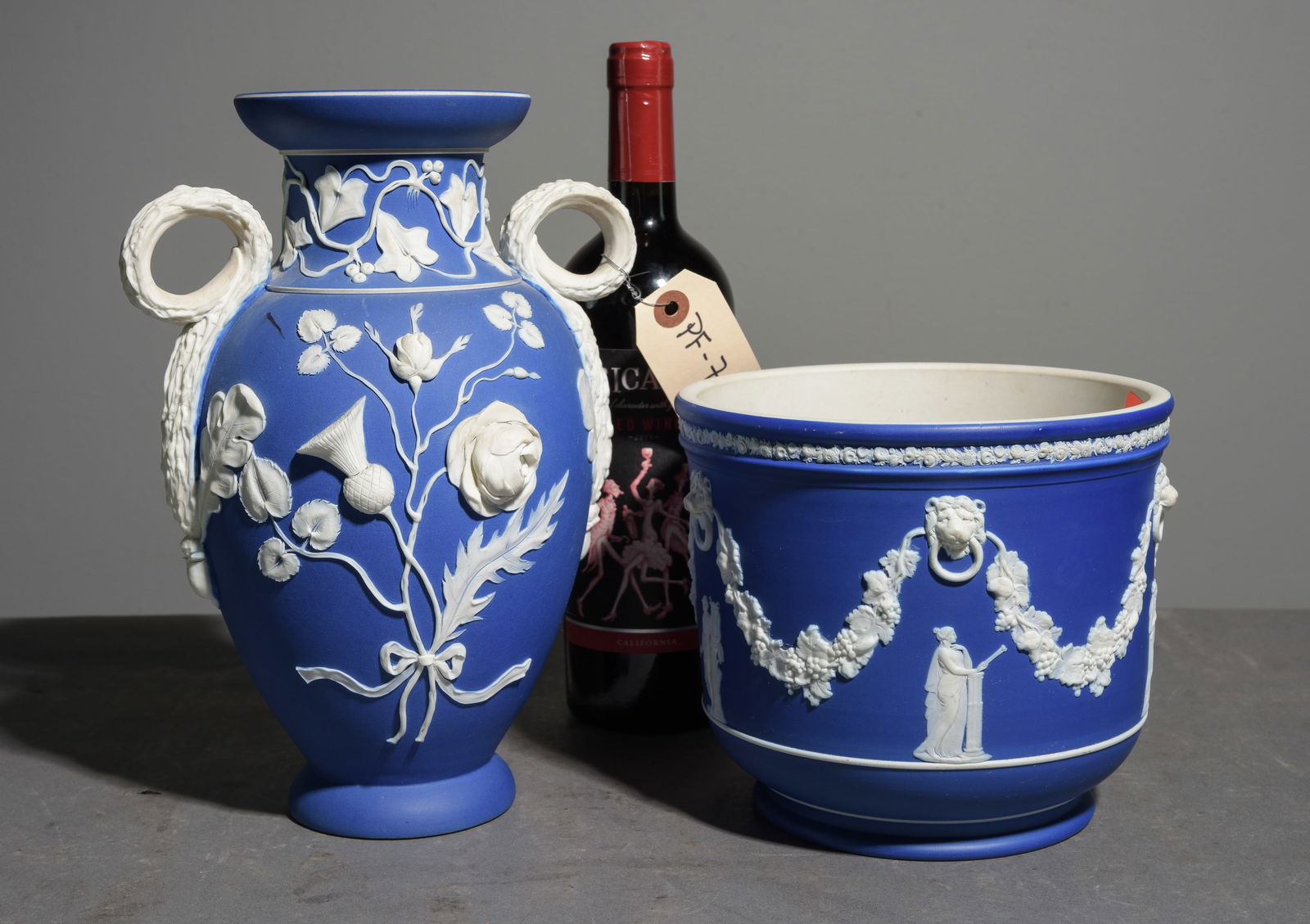 2pcs - Wedgewood Vase & Jardiniere / Planter (1 of 9)