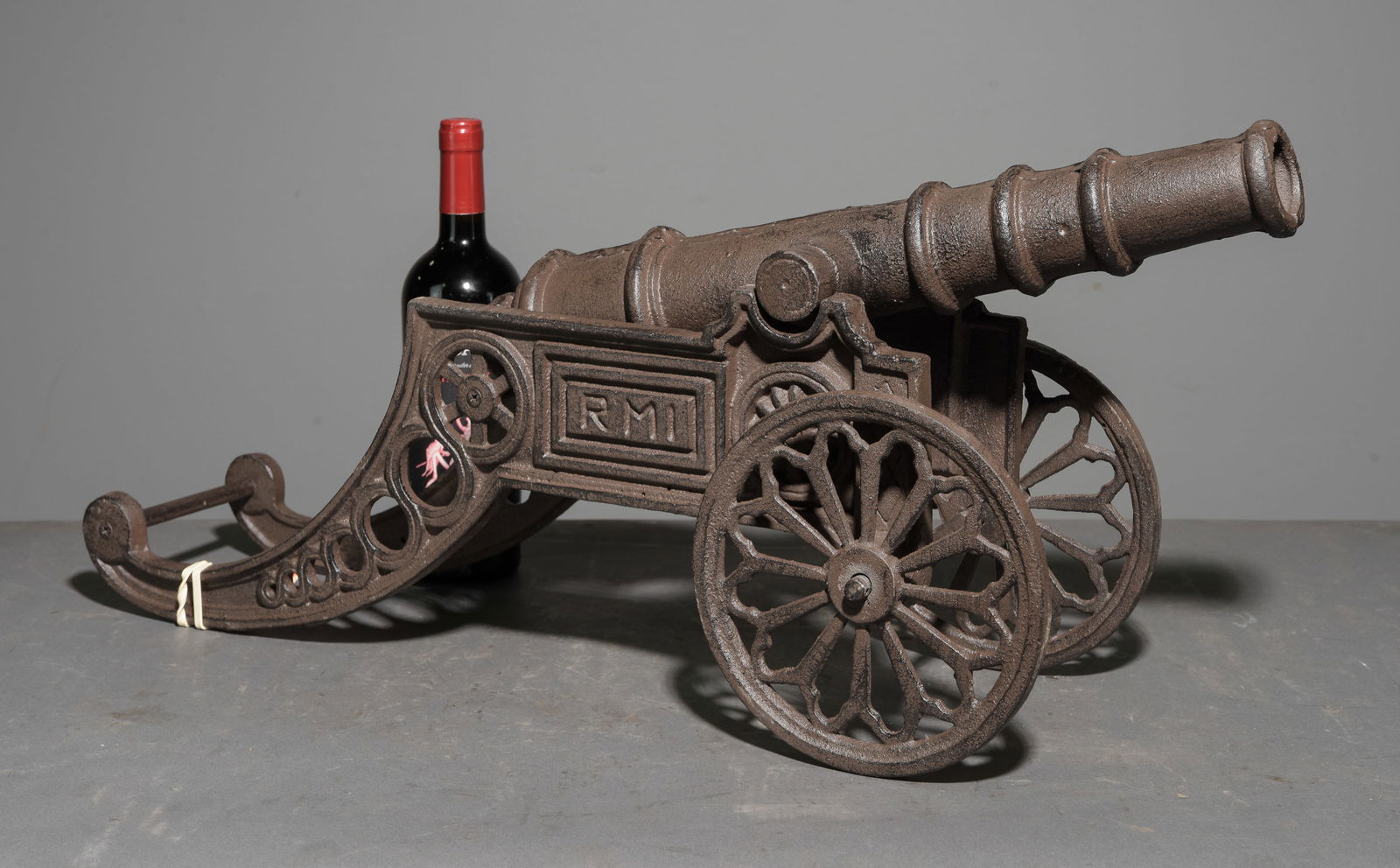 Cast Iron Model Canon (1 of 3)