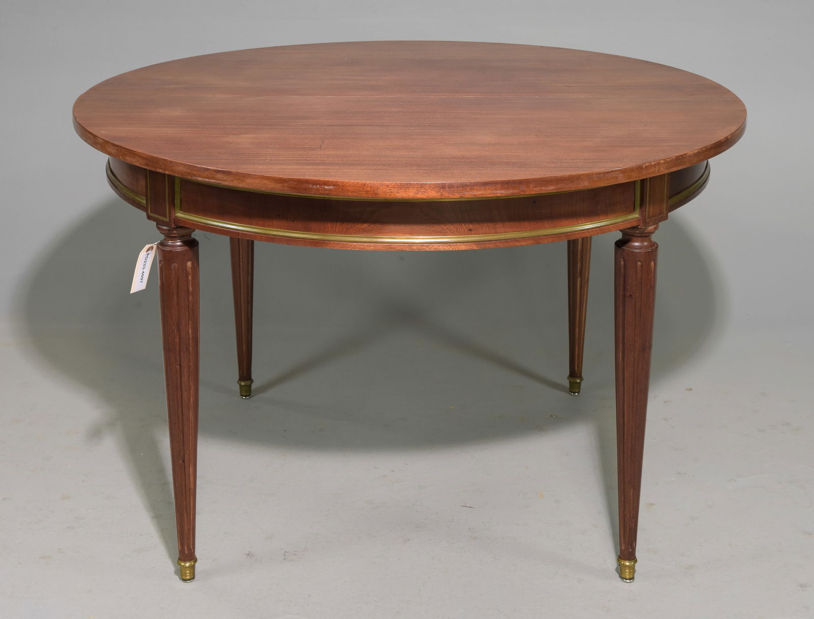 Louis XVI Style Round Mahogany Table with 2 Leaves (1 of 9)