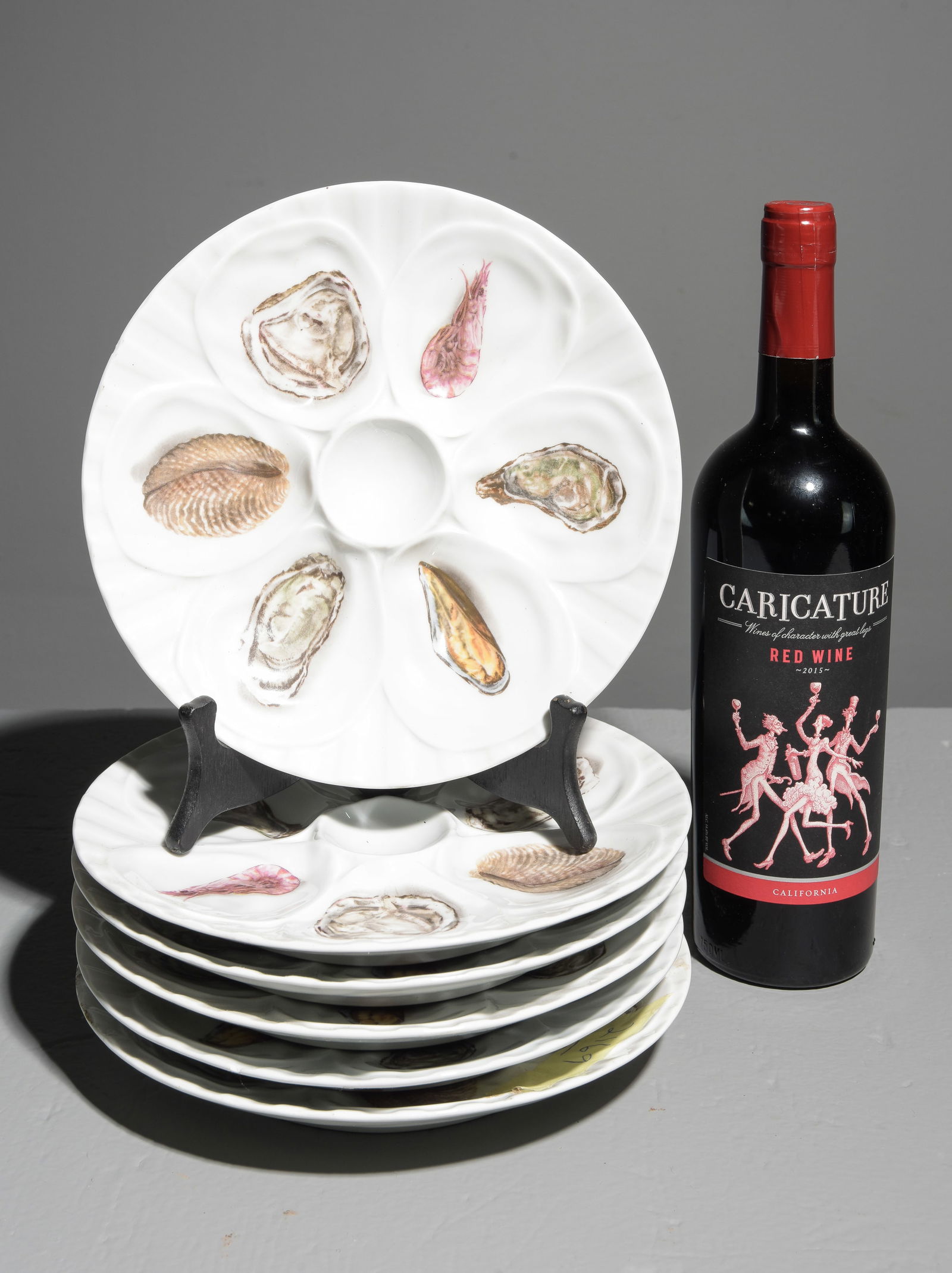 6 French L'Hirandelle Oyster Plates: 6 French L'Hirandelle Oyster Plates - 1.5 in tall x 9 inch diameter each
